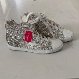 Nina NWT Sparkling Silver High-Top Kids Sneakers - 5MY (6.5/7W)